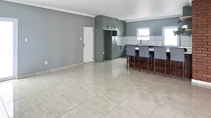3 Bedroom Property for Sale in Golden Mile Western Cape